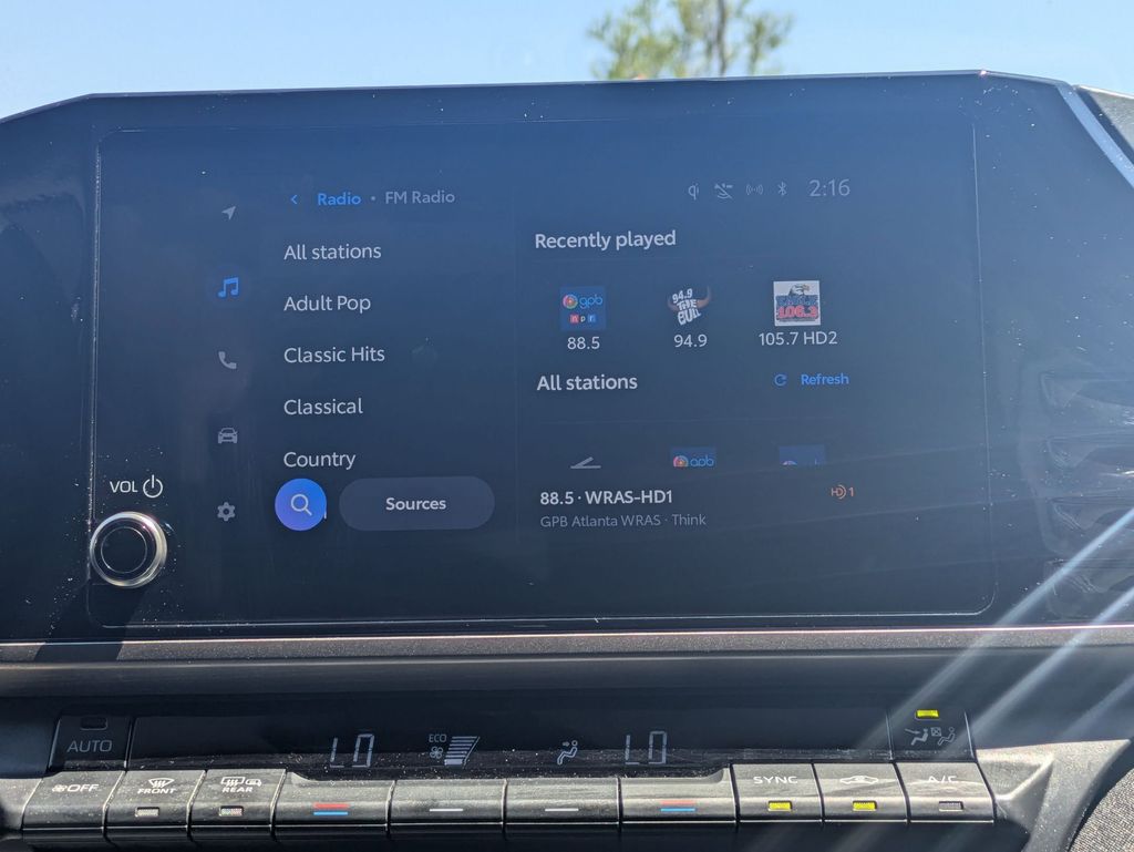 Thumbnail: 2025 Toyota Camry - 20