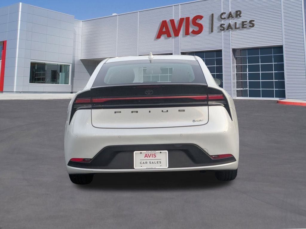 Thumbnail: 2024 Toyota Prius - 7