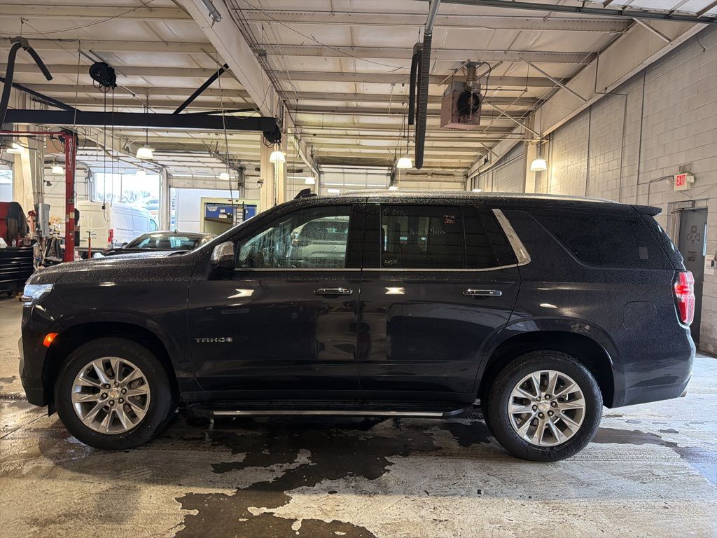 Thumbnail: 2024 Chevrolet Tahoe - 9