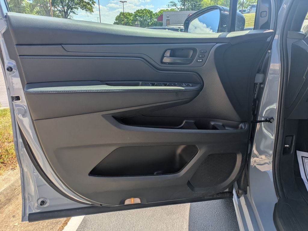 Thumbnail: 2025 Honda Odyssey - 11