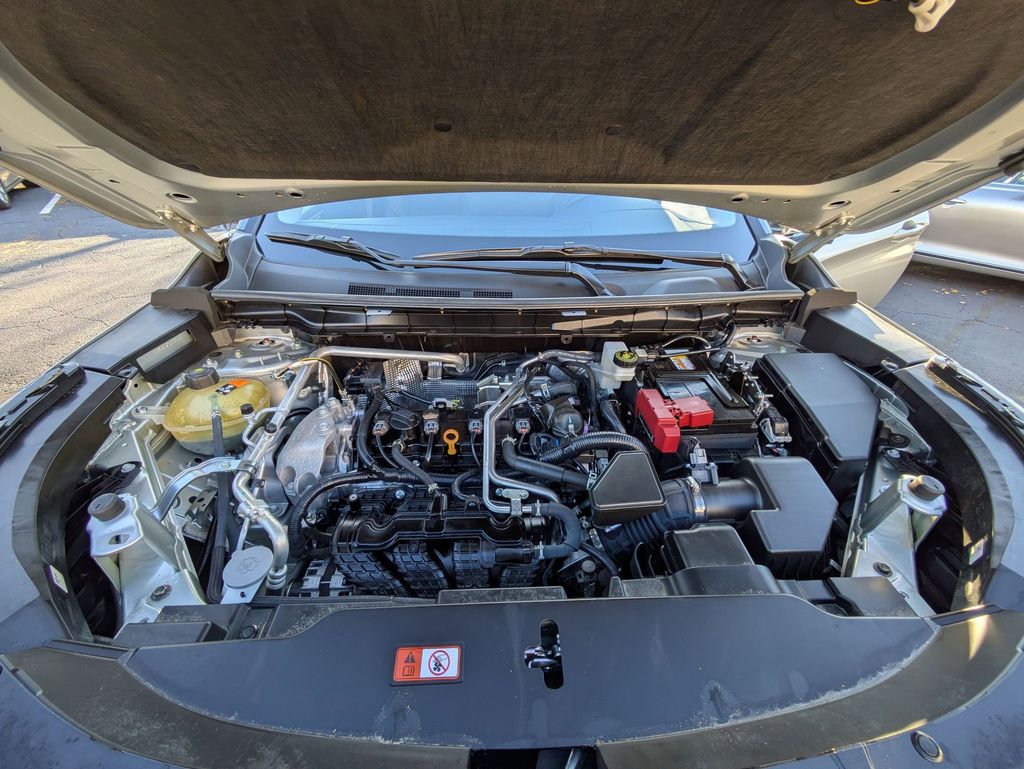 Thumbnail: 2025 Mitsubishi Outlander - 30