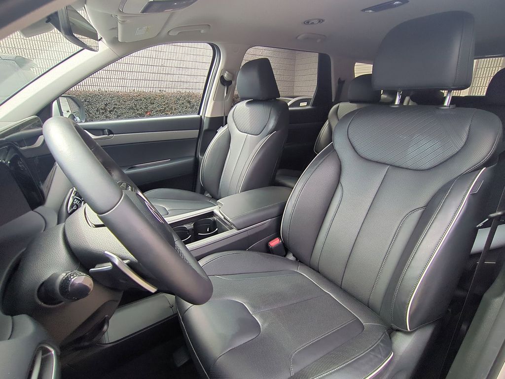 Thumbnail: 2025 Hyundai Palisade - 25