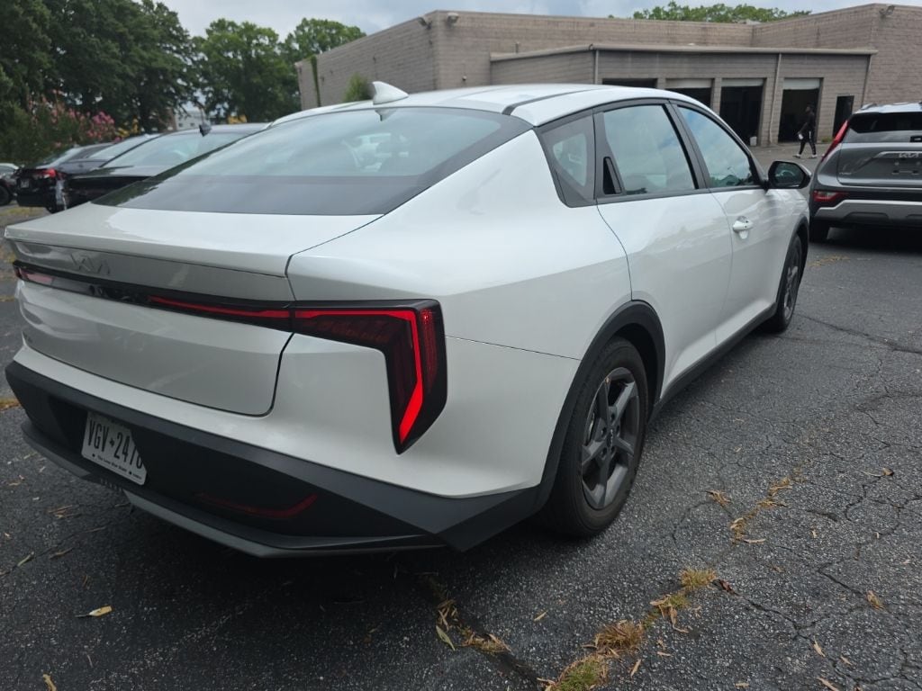 Thumbnail: 2025 Kia K4 - 9