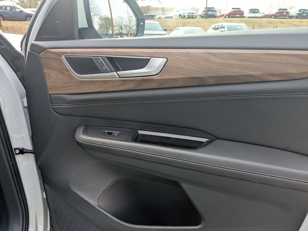 Thumbnail: 2025 Volkswagen Atlas - 31