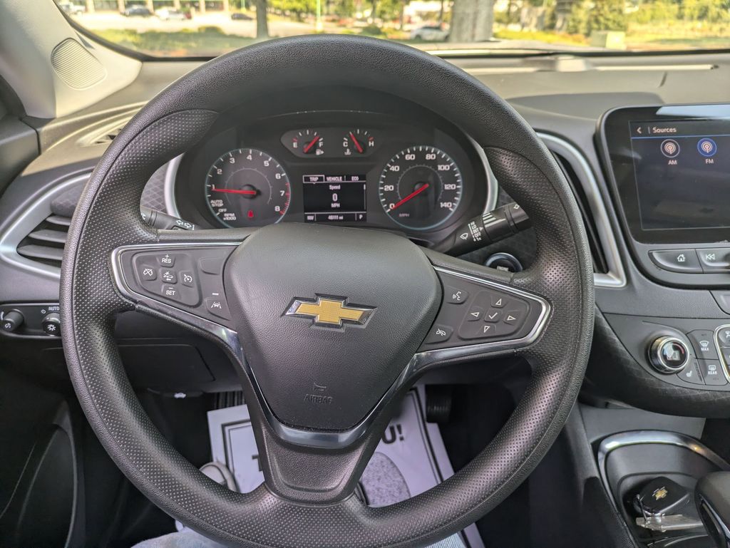 Thumbnail: 2024 Chevrolet Malibu - 16