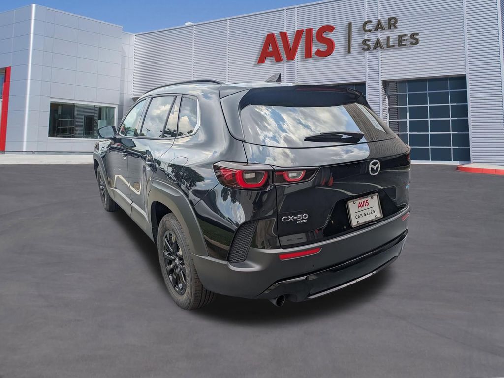 Thumbnail: 2025 Mazda CX-50 - 9