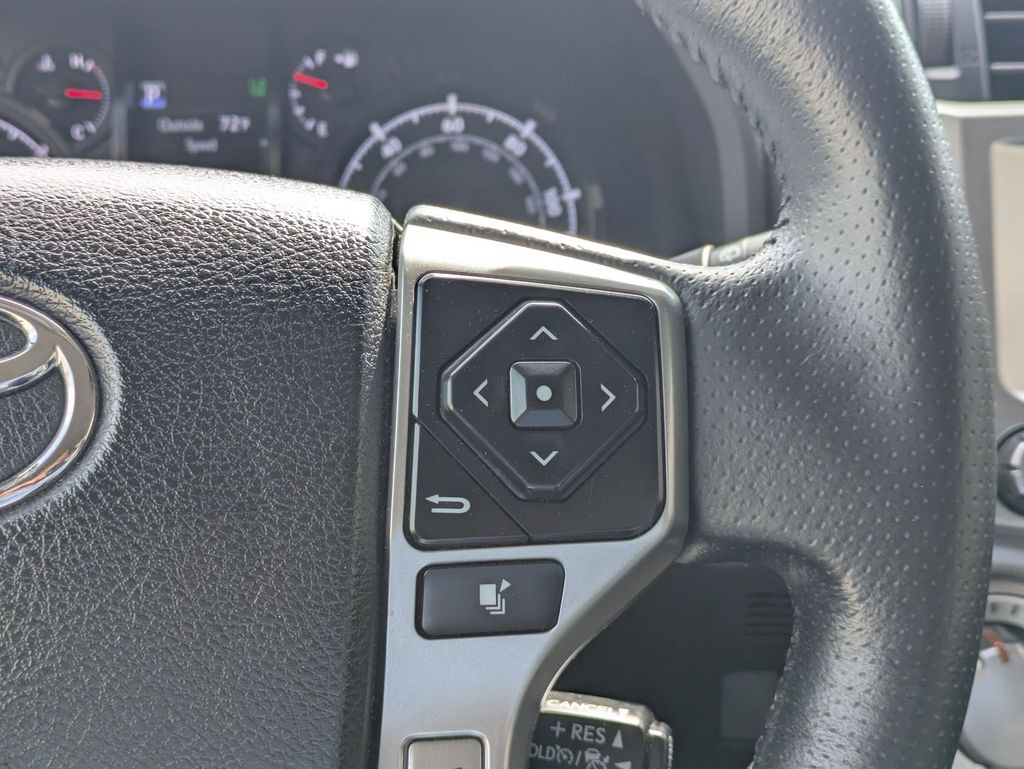 Thumbnail: 2024 Toyota 4Runner - 22
