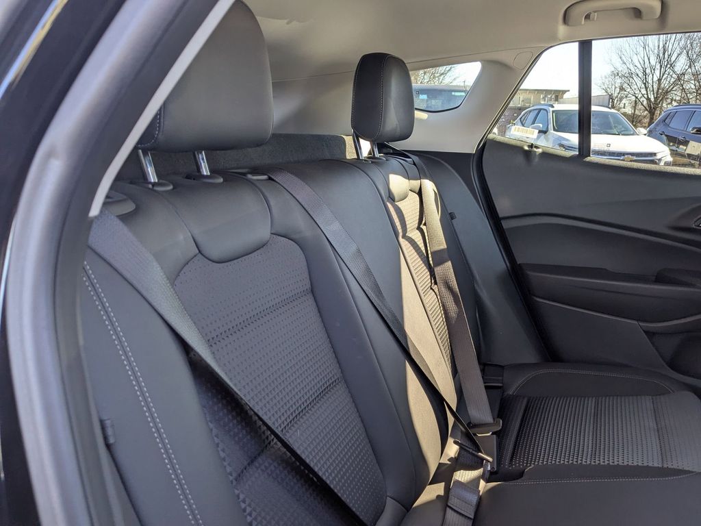 Thumbnail: 2024 Chevrolet Trax - 29