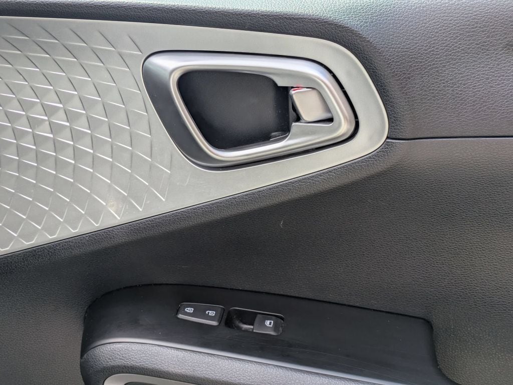 Thumbnail: 2024 Kia Soul - 33