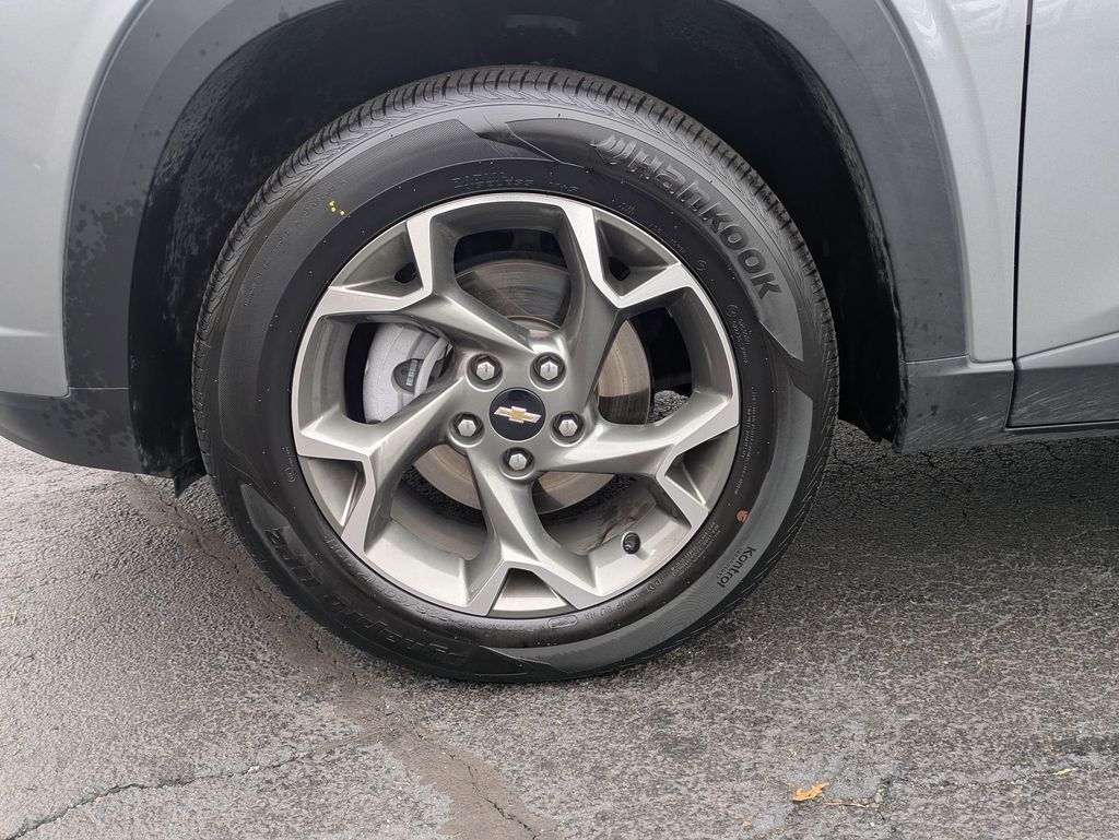 Thumbnail: 2025 Chevrolet Trax - 26