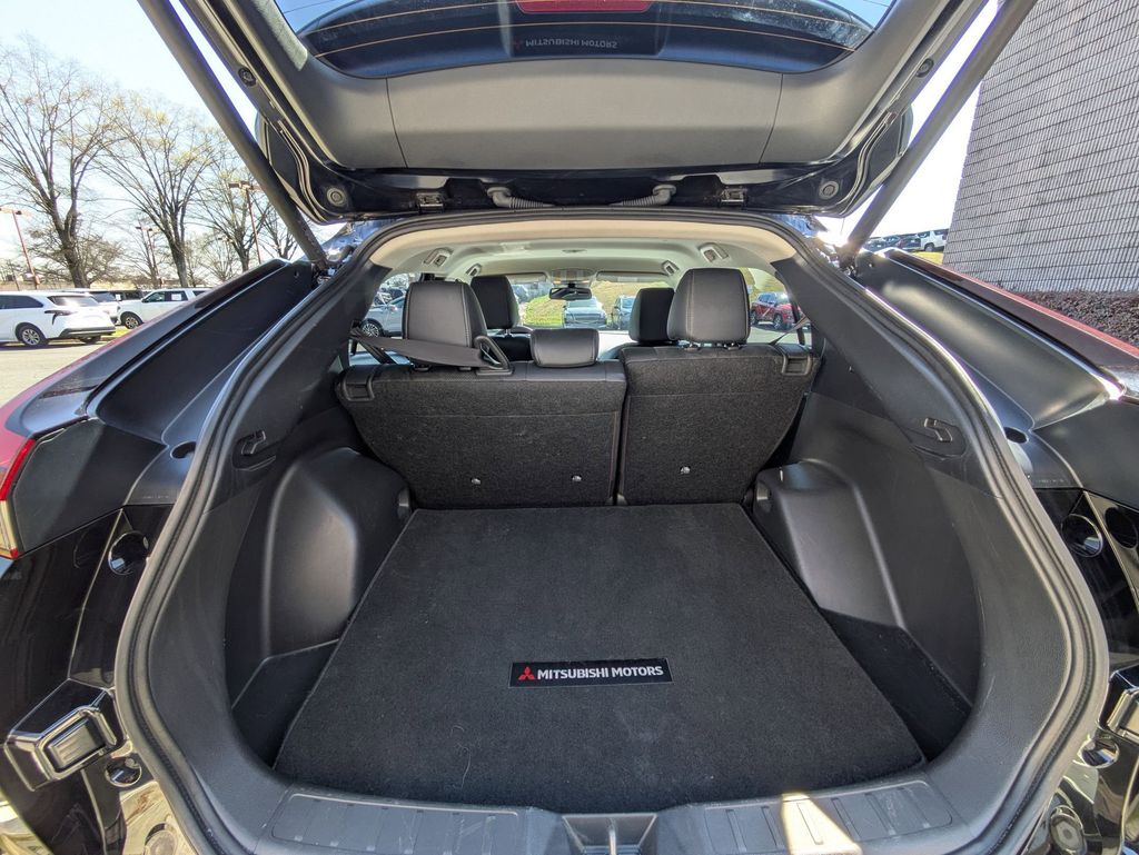 Thumbnail: 2025 Mitsubishi Eclipse Cross - 28