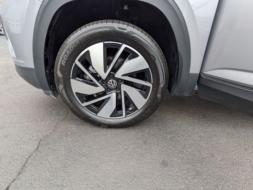 Thumbnail: 2025 Volkswagen Atlas - 30