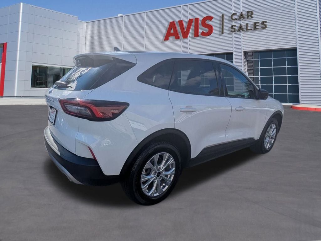 Thumbnail: 2025 Ford Escape - 6