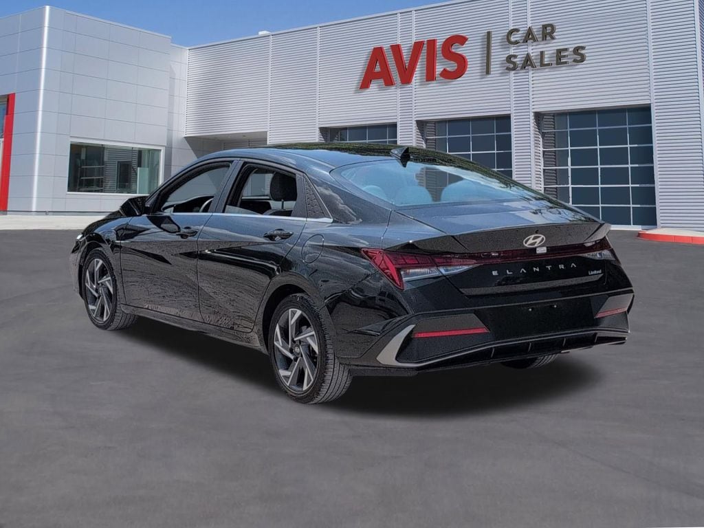 Thumbnail: 2025 Hyundai Elantra - 9