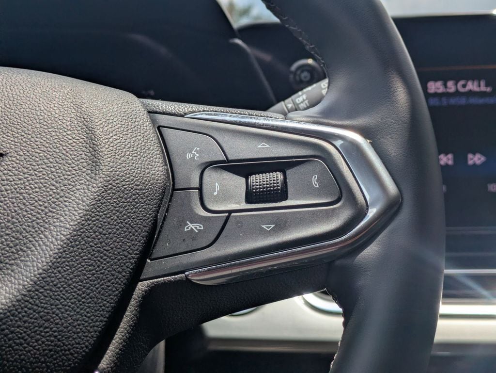 Thumbnail: 2025 Chevrolet Trax - 23