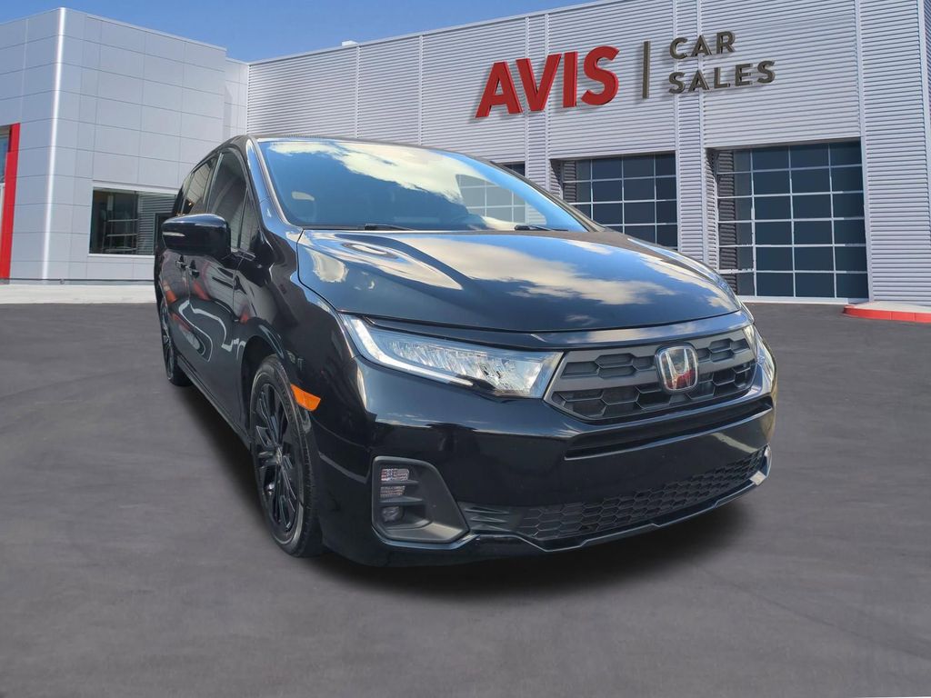 Thumbnail: 2025 Honda Odyssey - 3