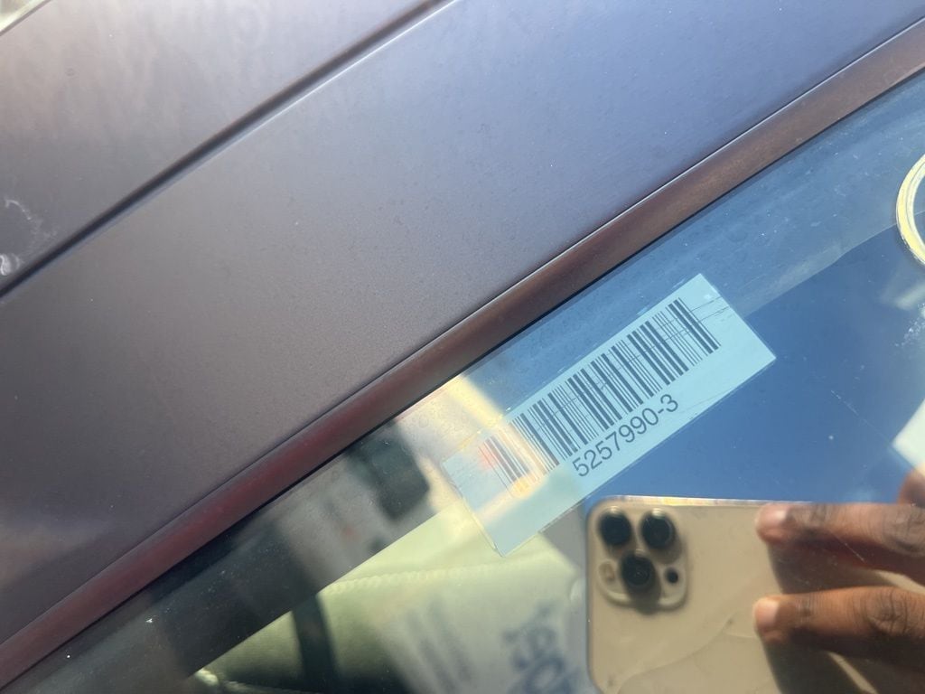 Thumbnail: 2023 Kia Forte - 8