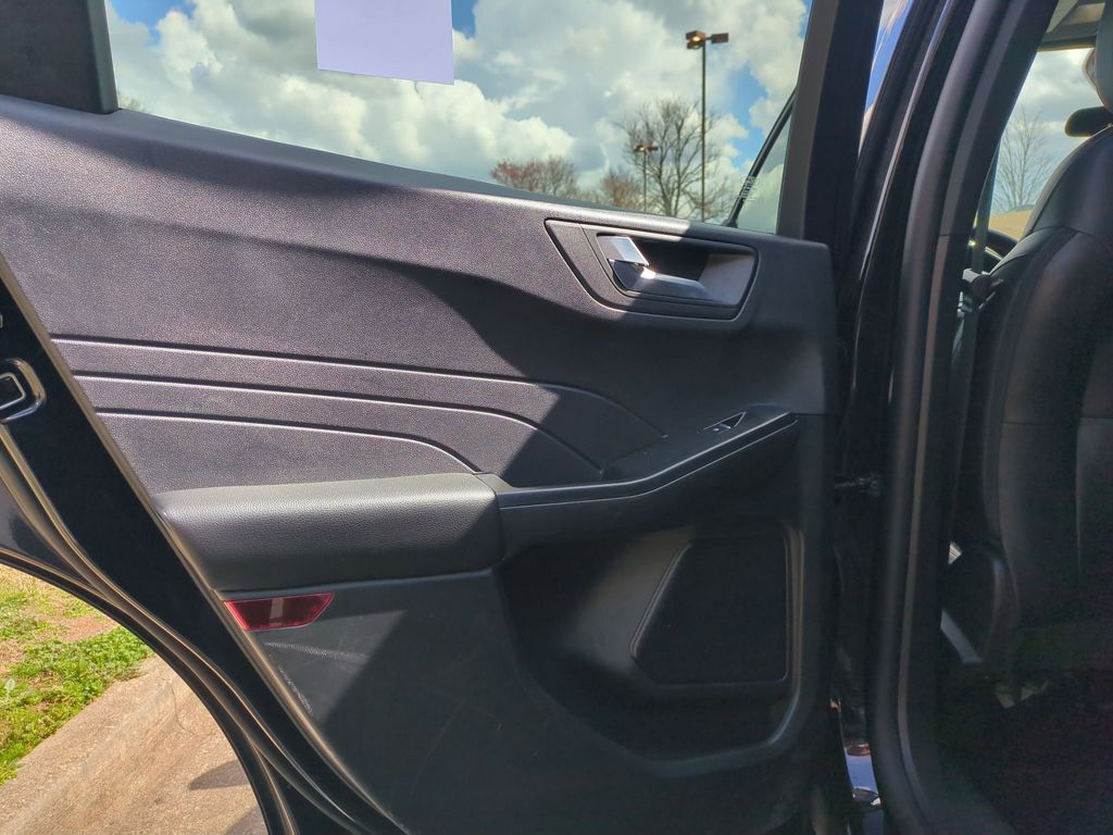 Thumbnail: 2025 Ford Escape - 26