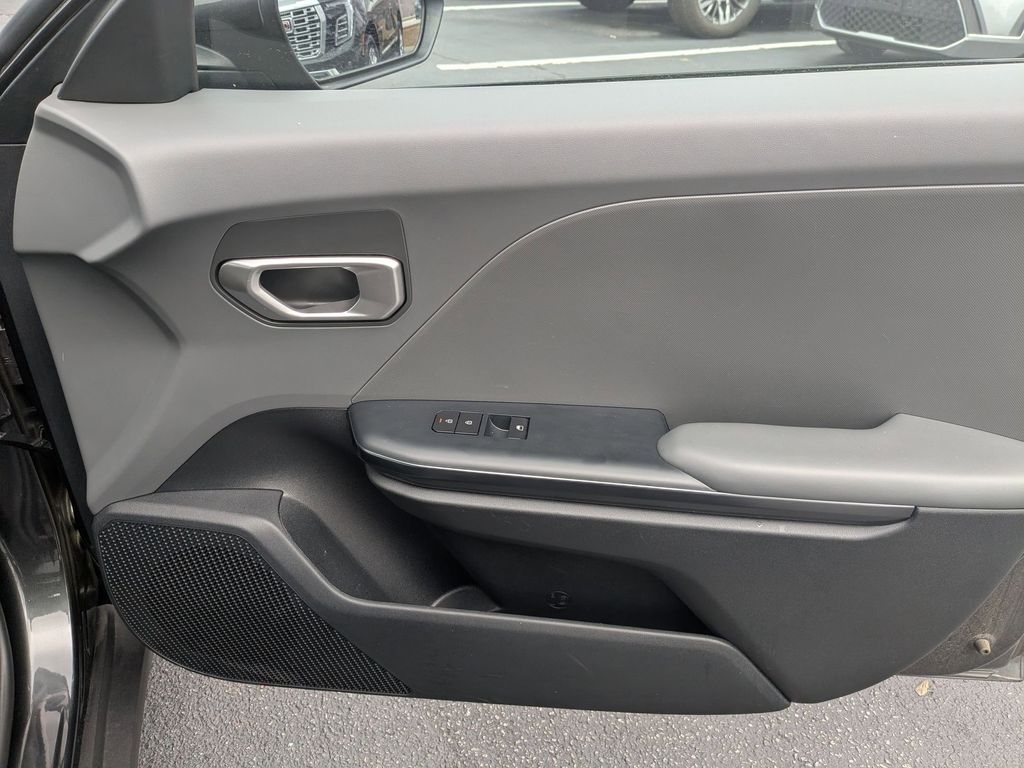 Thumbnail: 2025 Kia K4 - 33