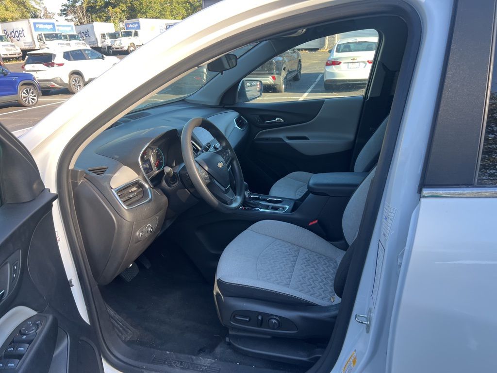 Thumbnail: 2023 Chevrolet Equinox - 6