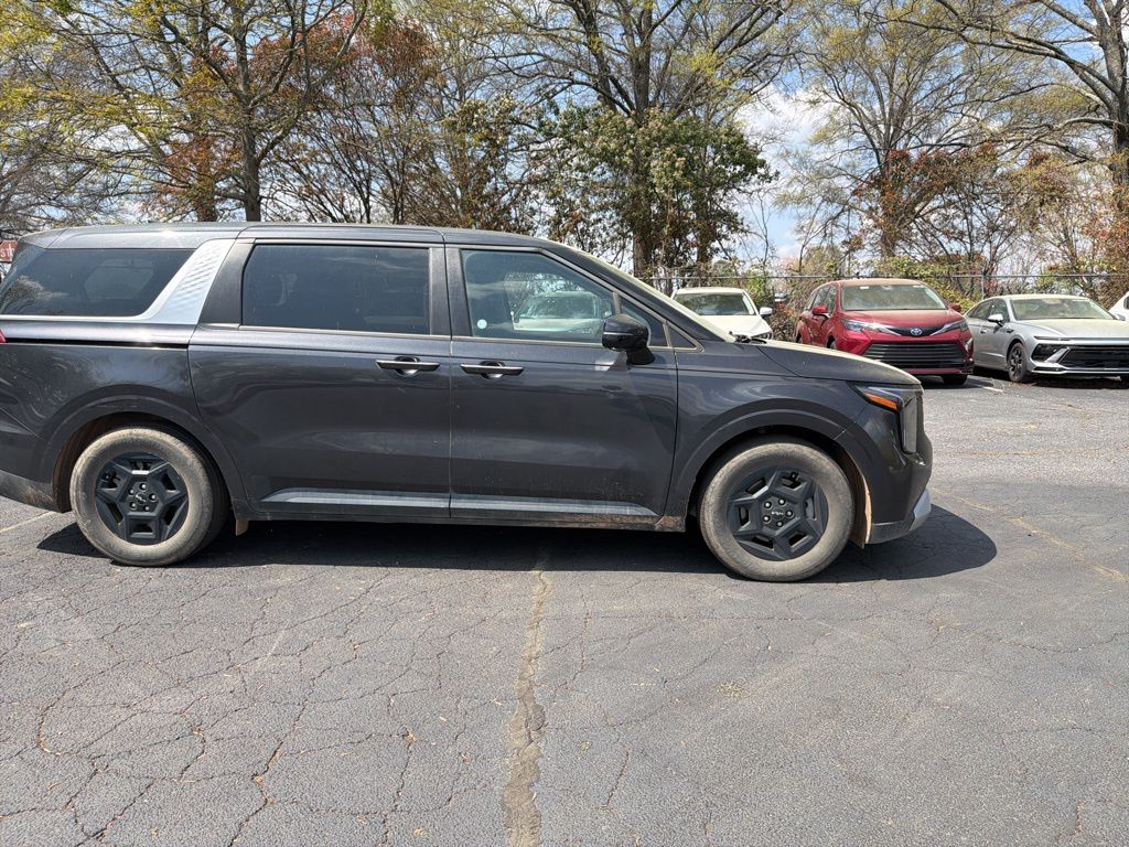 Thumbnail: 2025 Kia Carnival - 4