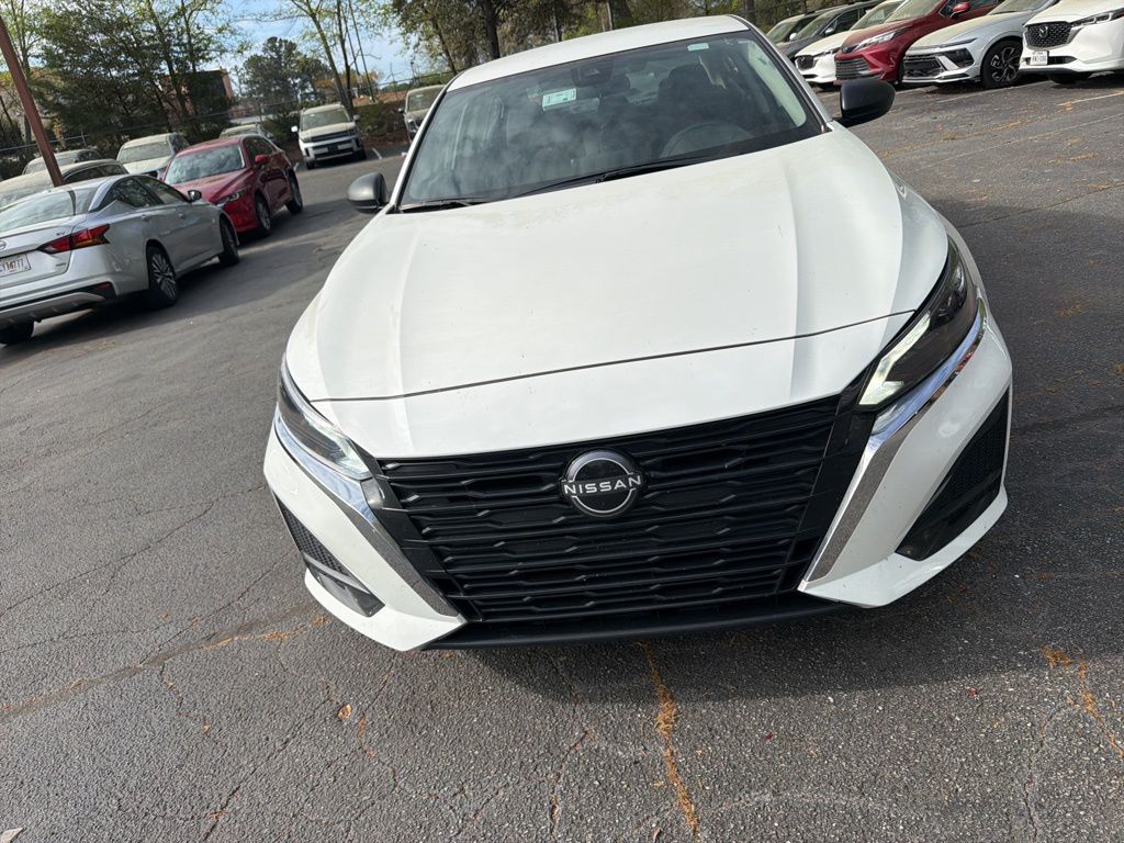 Thumbnail: 2025 Nissan Altima - 2