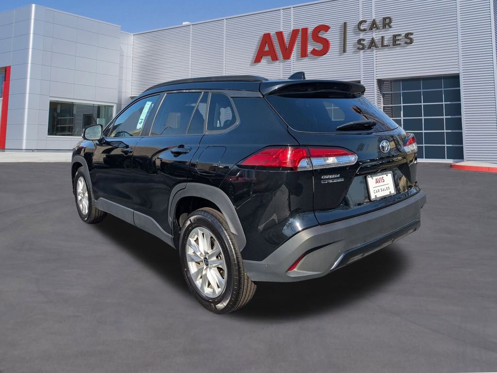 Thumbnail: 2024 Toyota Corolla Cross - 9
