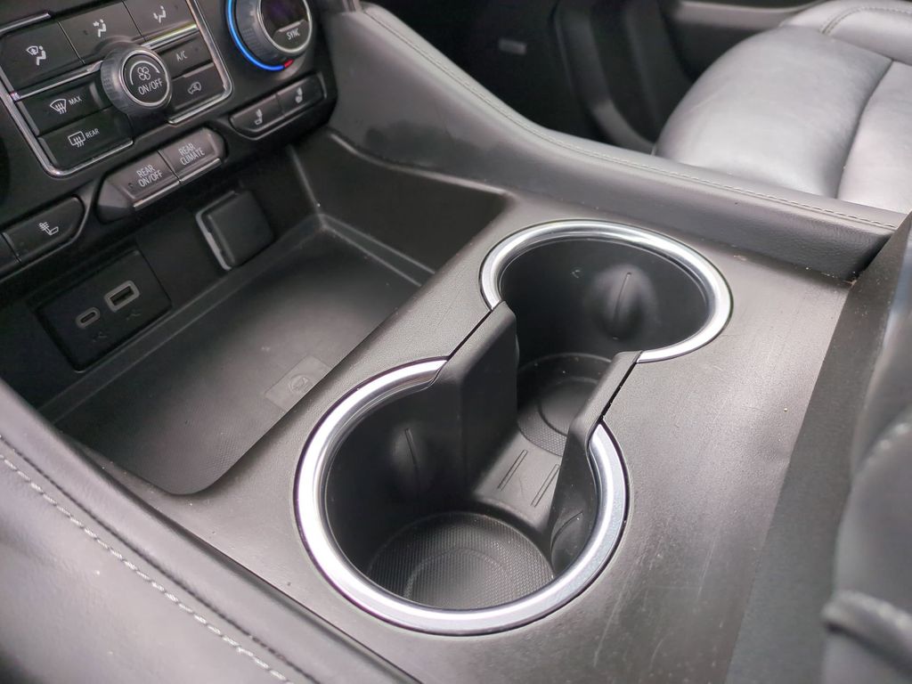 Thumbnail: 2024 Chevrolet Tahoe - 24