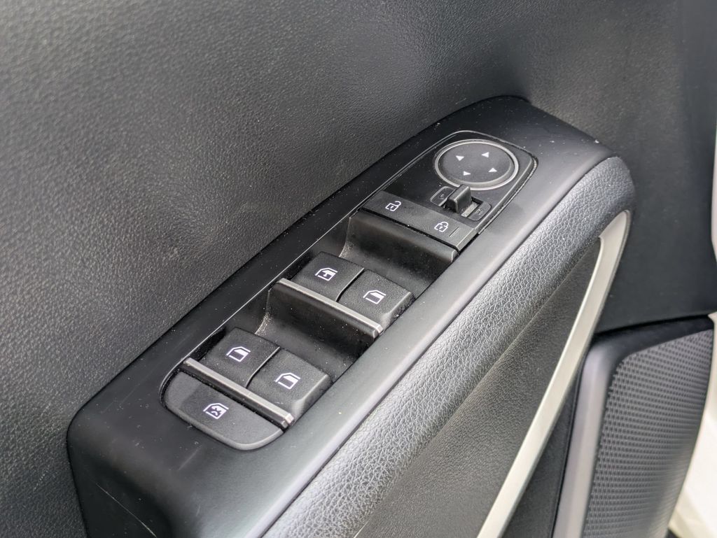 Thumbnail: 2024 Kia Soul - 13