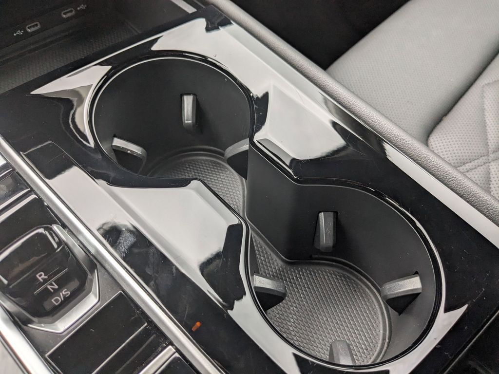 Thumbnail: 2025 Volkswagen Atlas - 22