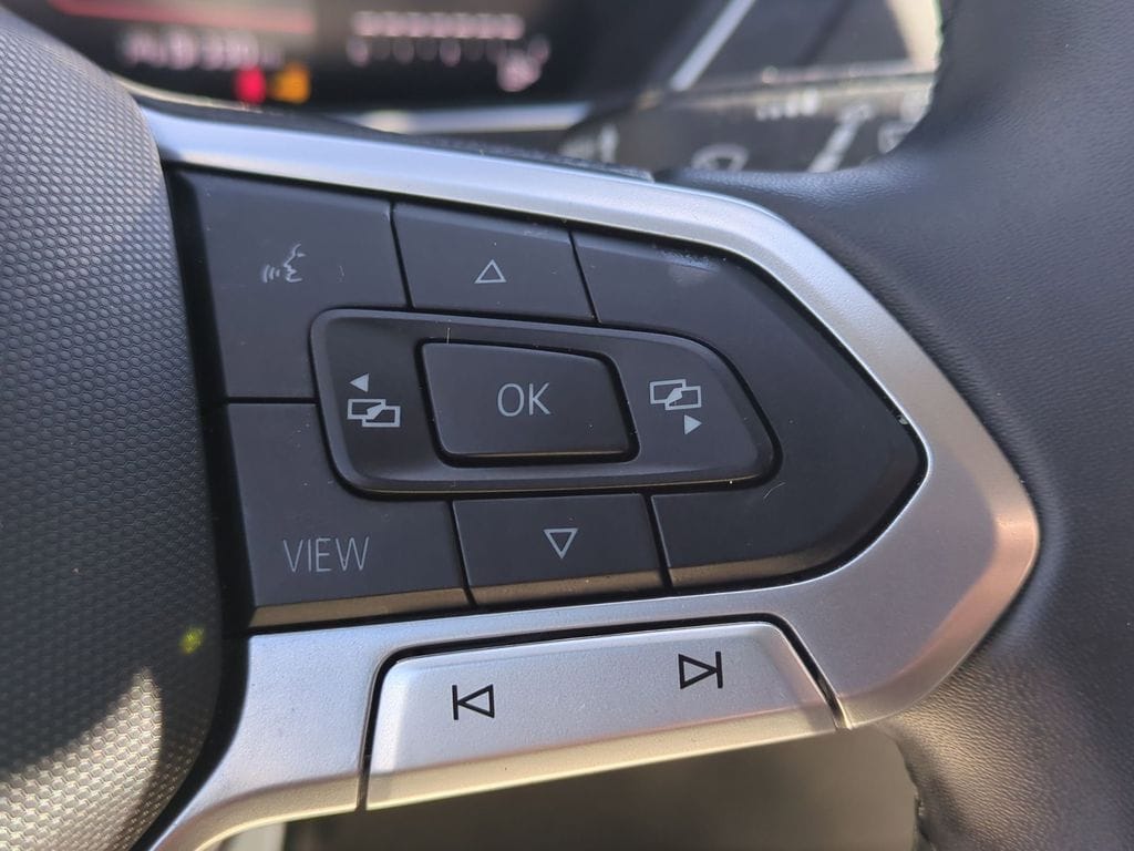 Thumbnail: 2024 Volkswagen Tiguan - 21