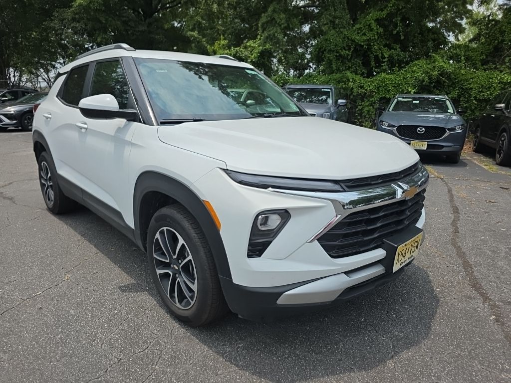 Thumbnail: 2025 Chevrolet TrailBlazer - 3