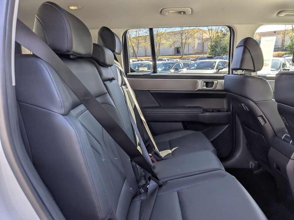 Thumbnail: 2025 Hyundai Santa Fe - 31