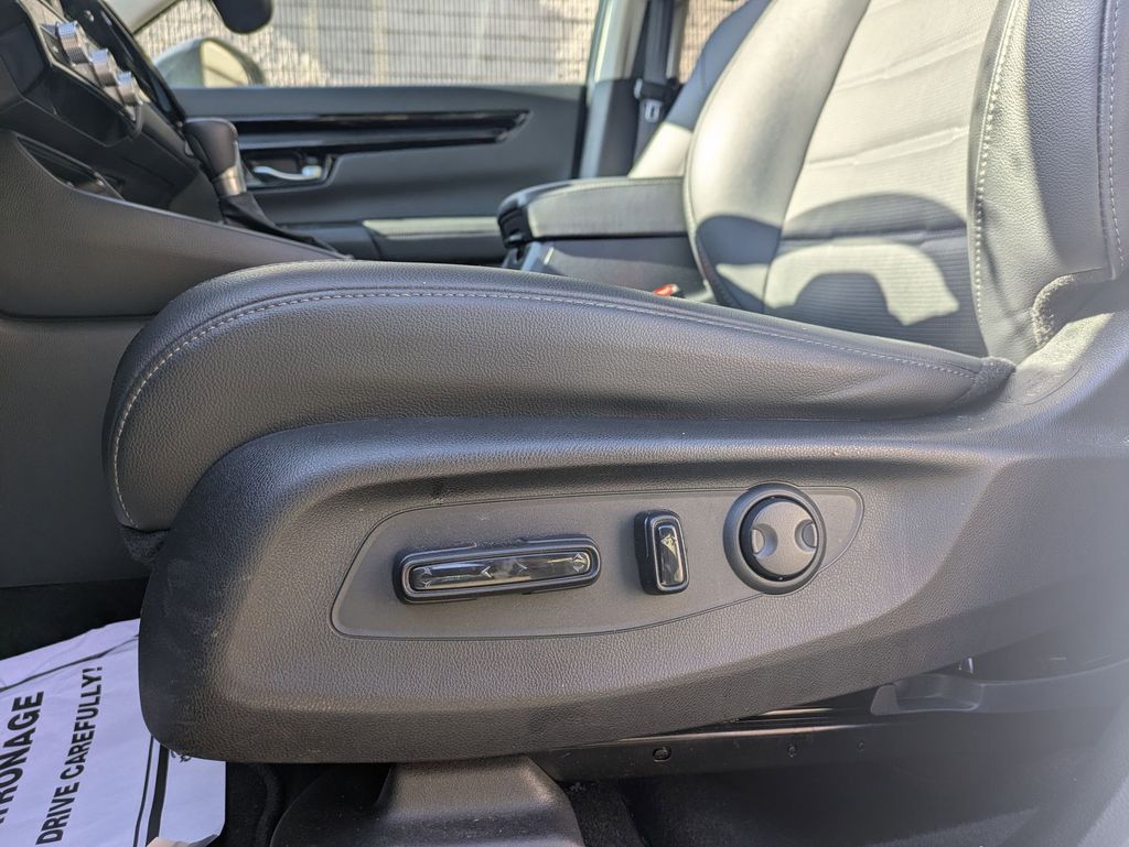 Thumbnail: 2025 Honda CR-V - 14