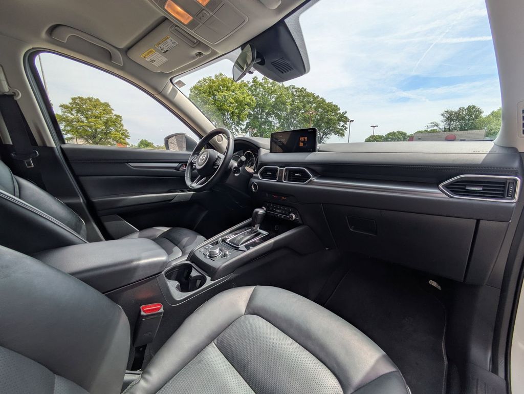 Thumbnail: 2025 Mazda CX-5 - 31