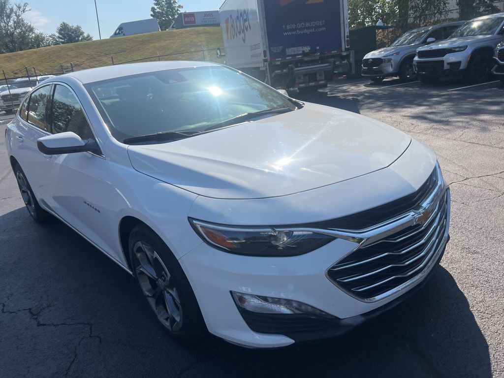Thumbnail: 2024 Chevrolet Malibu - 3