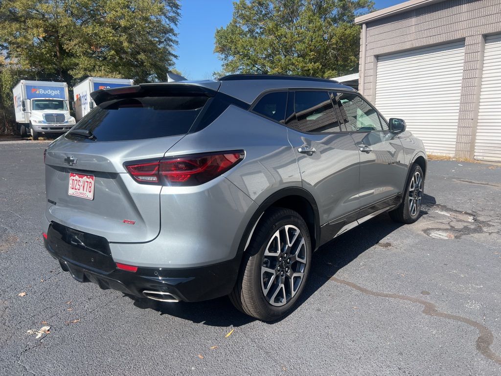 Thumbnail: 2025 Chevrolet Blazer - 12