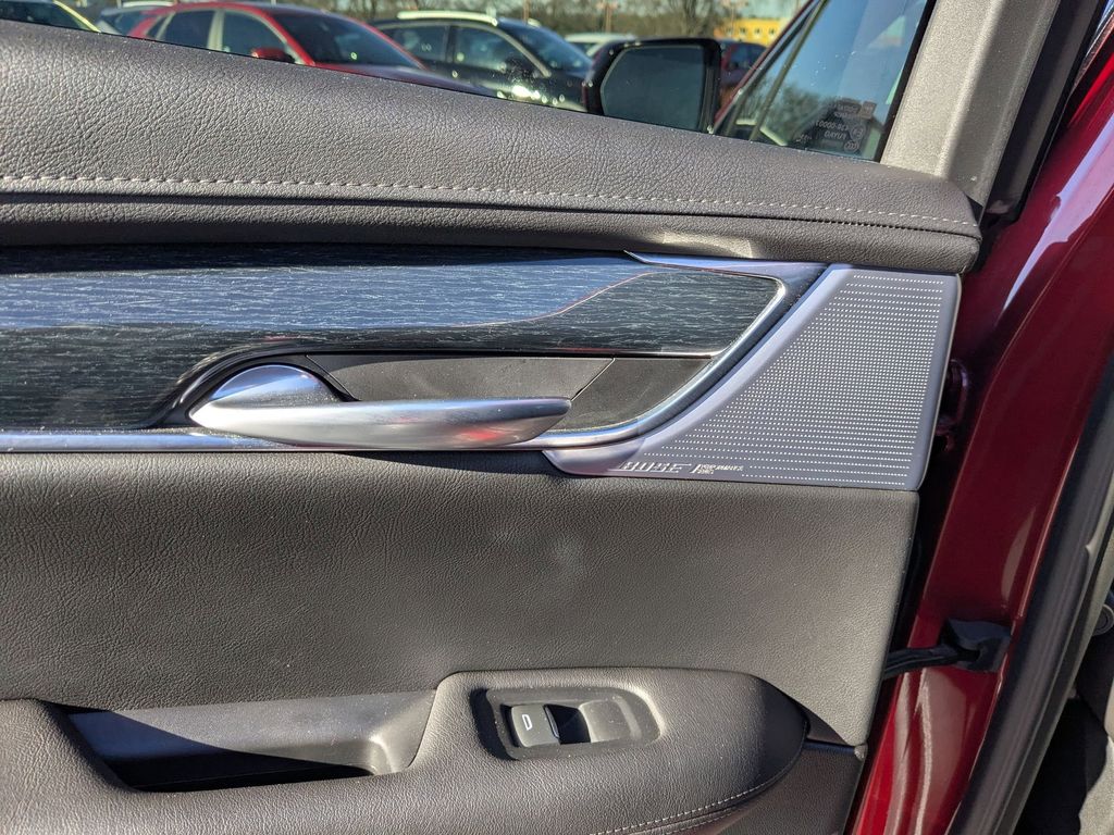 Thumbnail: 2024 Cadillac XT5 - 27