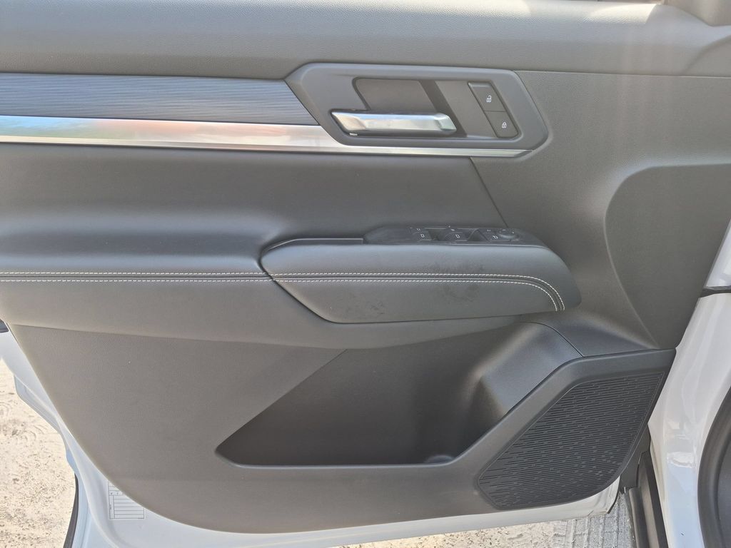 2025 GMC Terrain Elevation - Photo 11