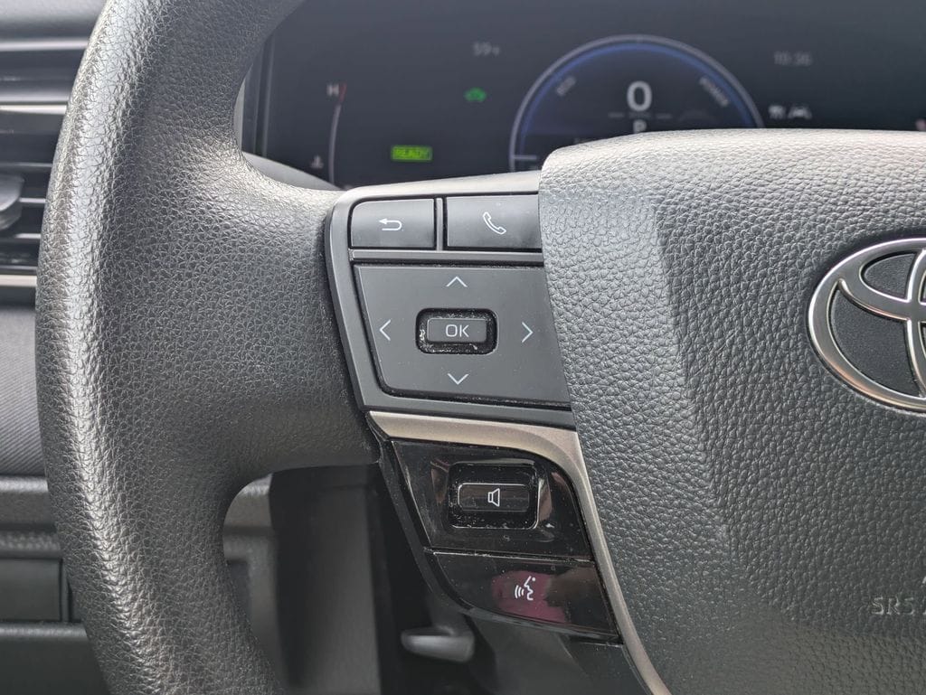 Thumbnail: 2025 Toyota Camry - 24