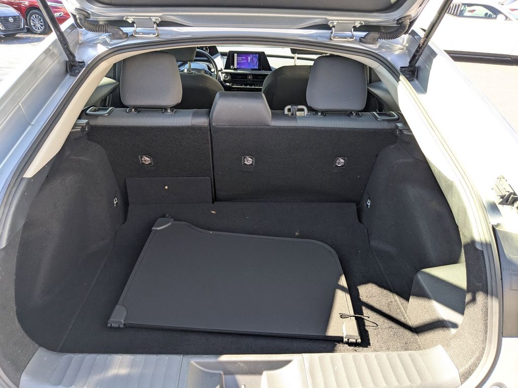 Thumbnail: 2024 Toyota Prius - 26