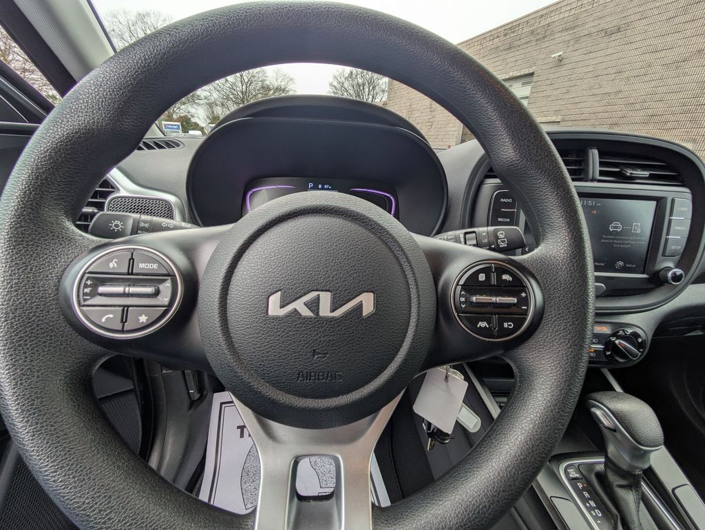 Thumbnail: 2024 Kia Soul - 16