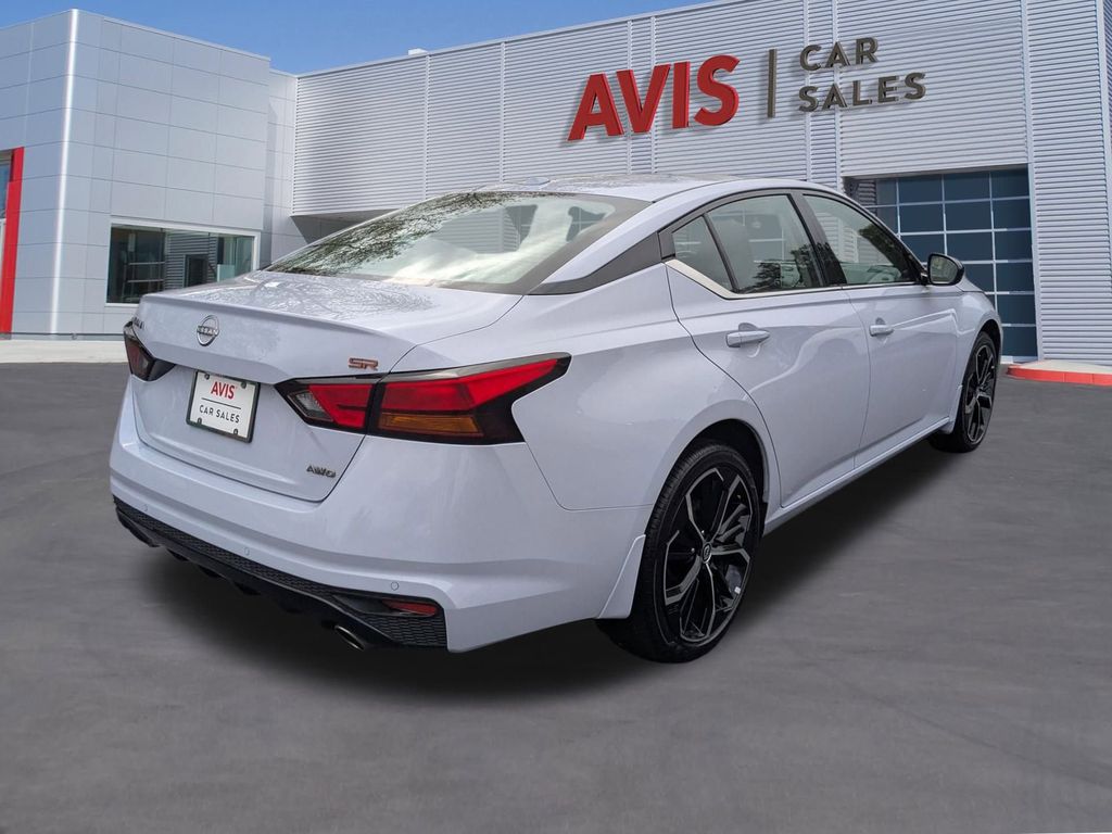 Thumbnail: 2025 Nissan Altima - 6