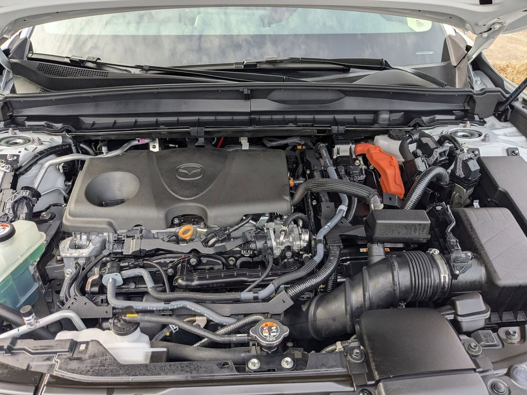 Thumbnail: 2025 Mazda CX-50 - 37