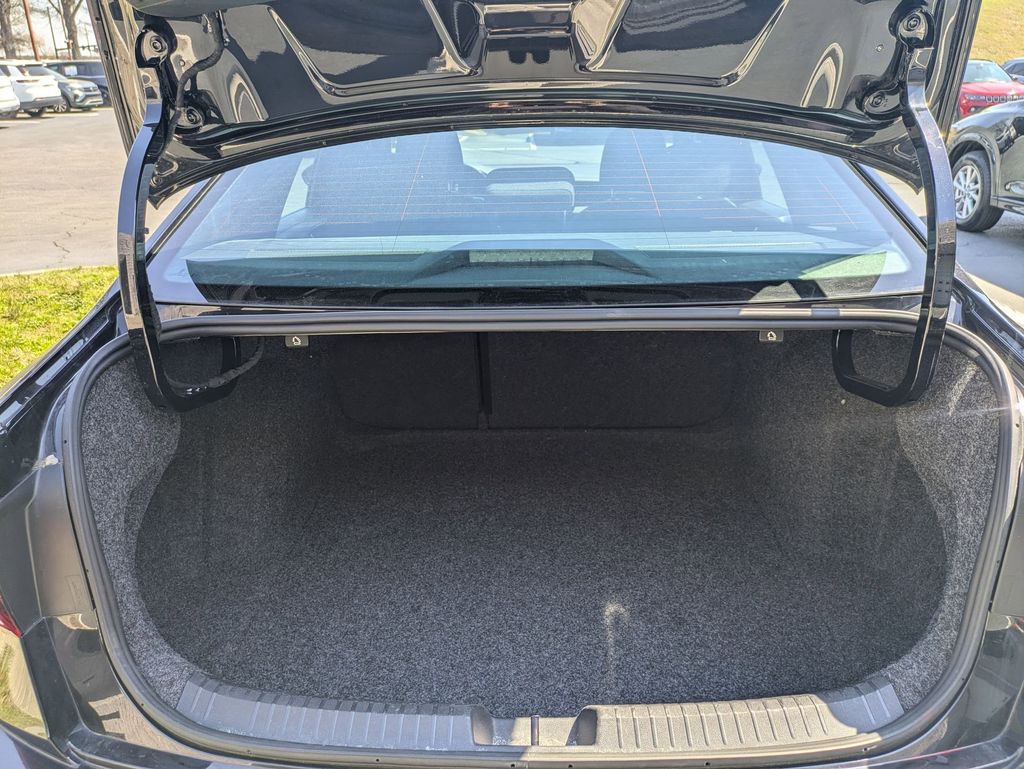 Thumbnail: 2025 Volkswagen Jetta - 26