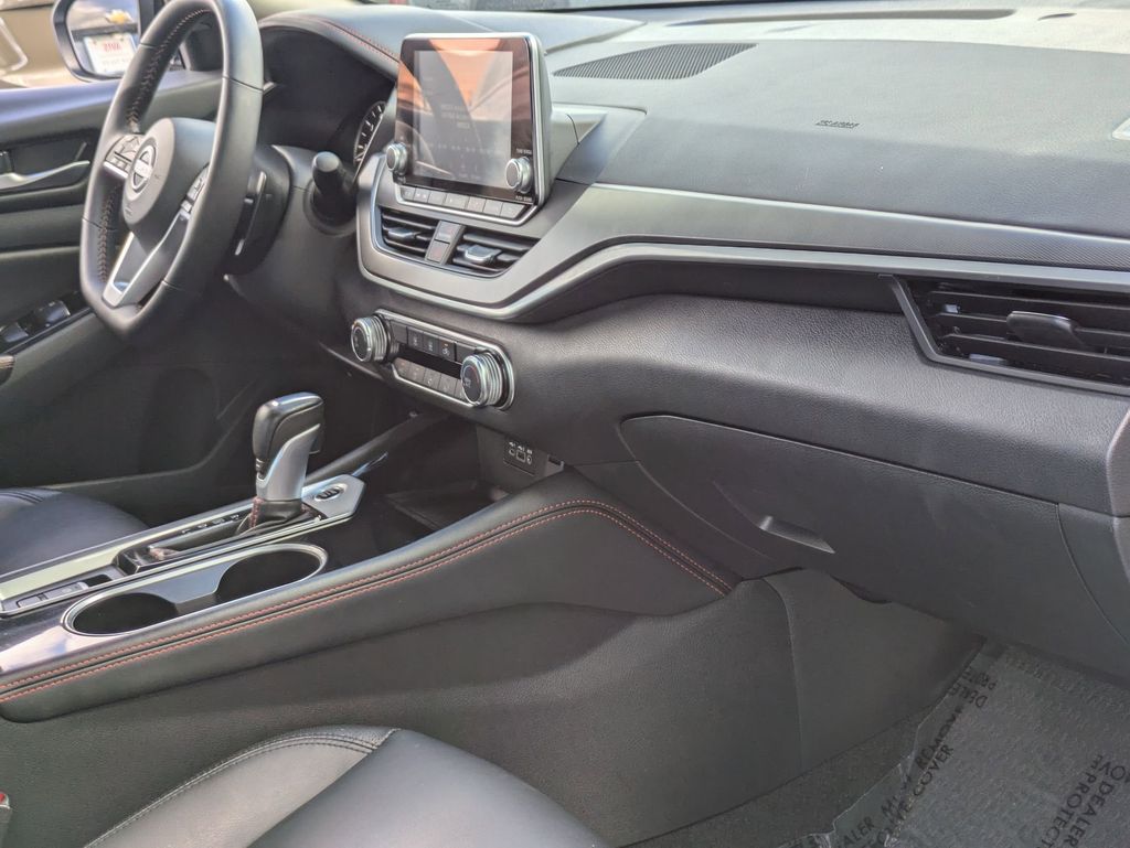 Thumbnail: 2025 Nissan Altima - 31