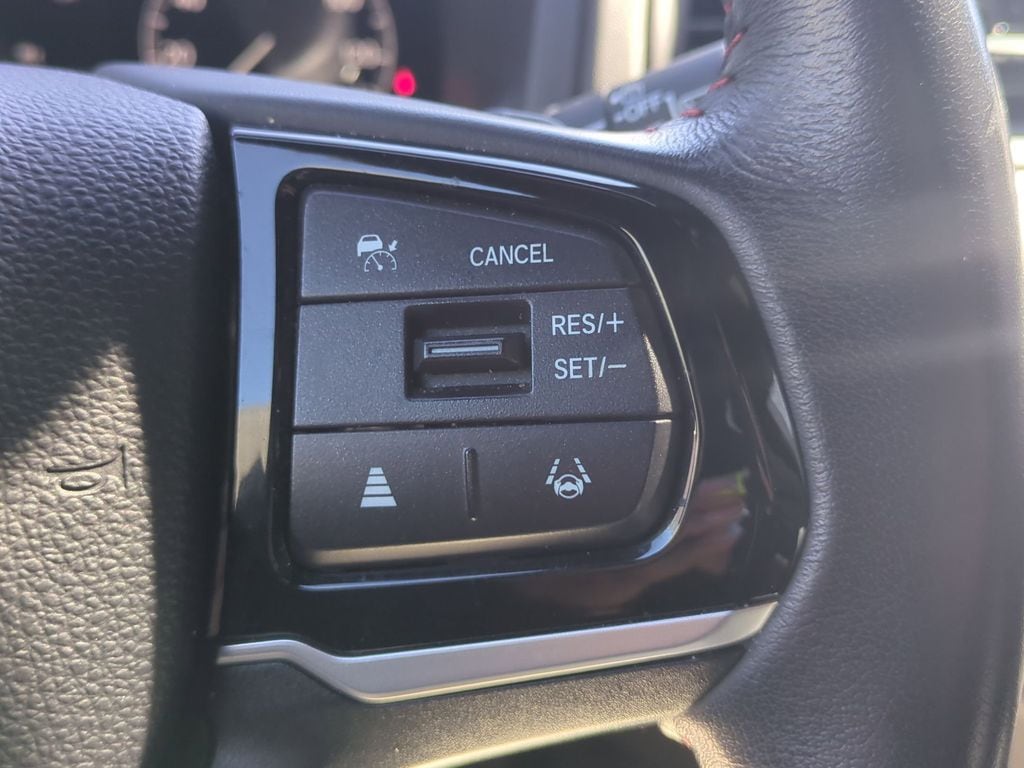 Thumbnail: 2025 Honda Odyssey - 21