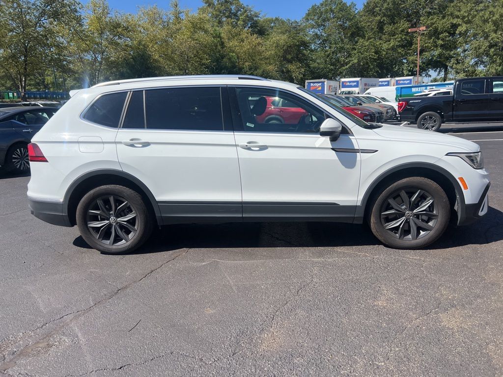 Thumbnail: 2024 Volkswagen Tiguan - 8