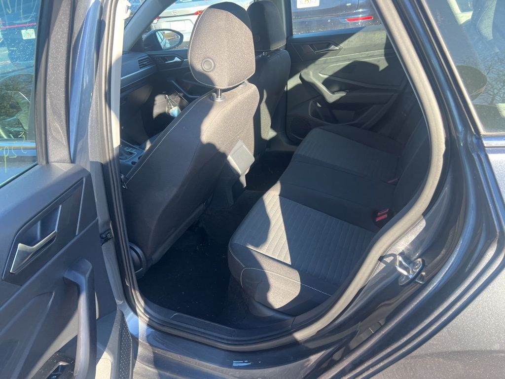 Thumbnail: 2024 Volkswagen Jetta - 6