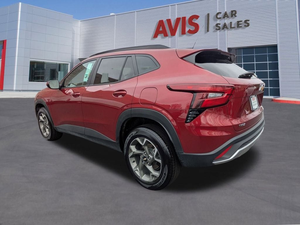 Thumbnail: 2025 Chevrolet Trax - 9